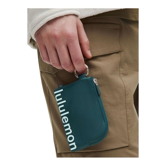Lululemon Clippable Card Pouch, Warp Teal / Ideal Mint - Picture 4 of 10